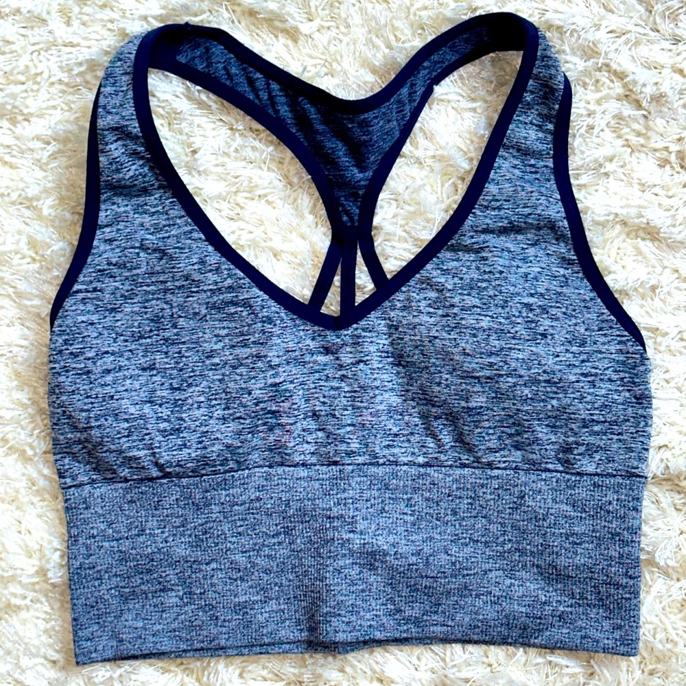 NWOT PINK Victoria’s Secret Seamless Air Medium Impact Sports Bra